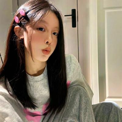 战火中的花蕾
